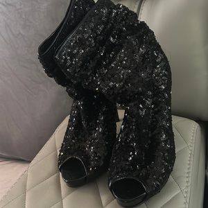 Black Sequence Shoe boot Size 9.5